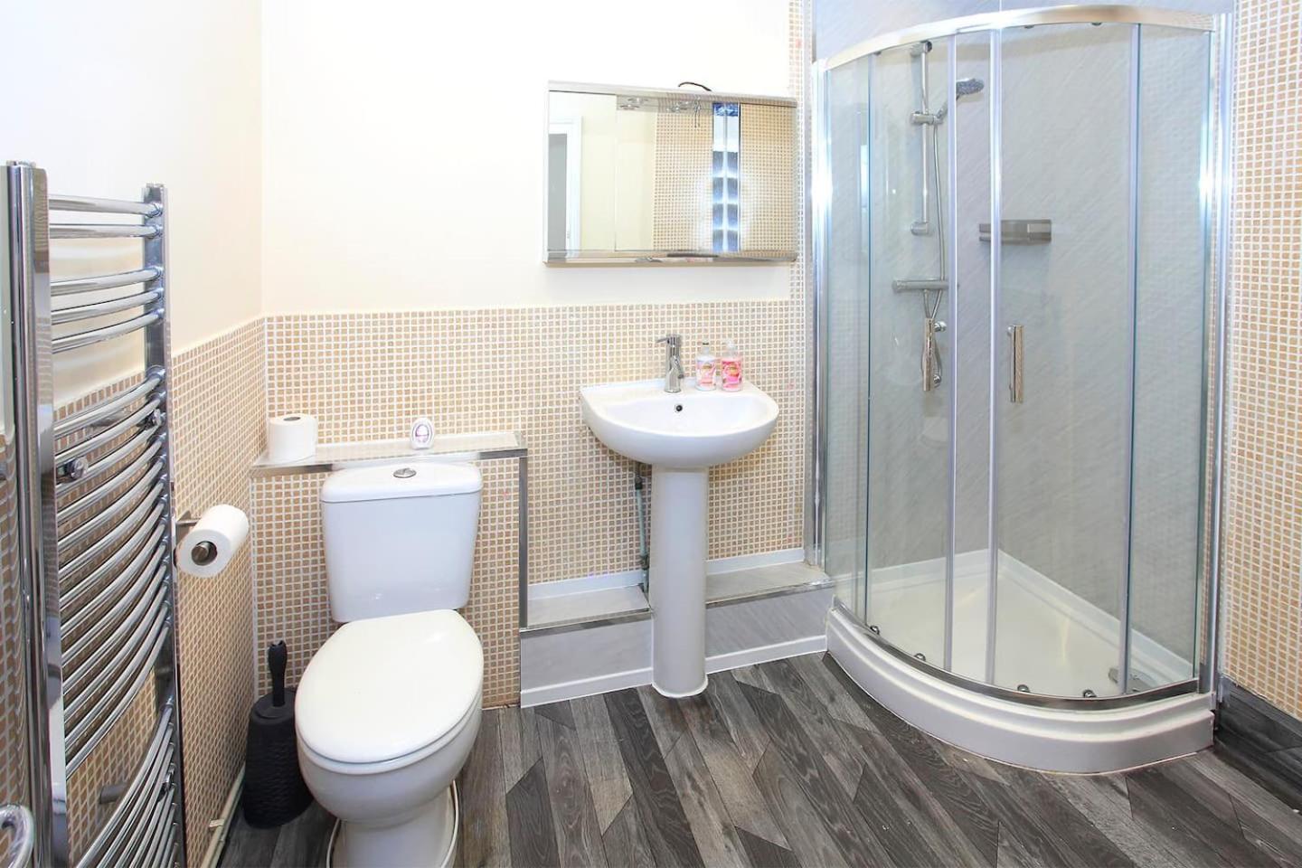 Luxury Hot Tub Entertainment Room Central Park Peterborough Exterior foto