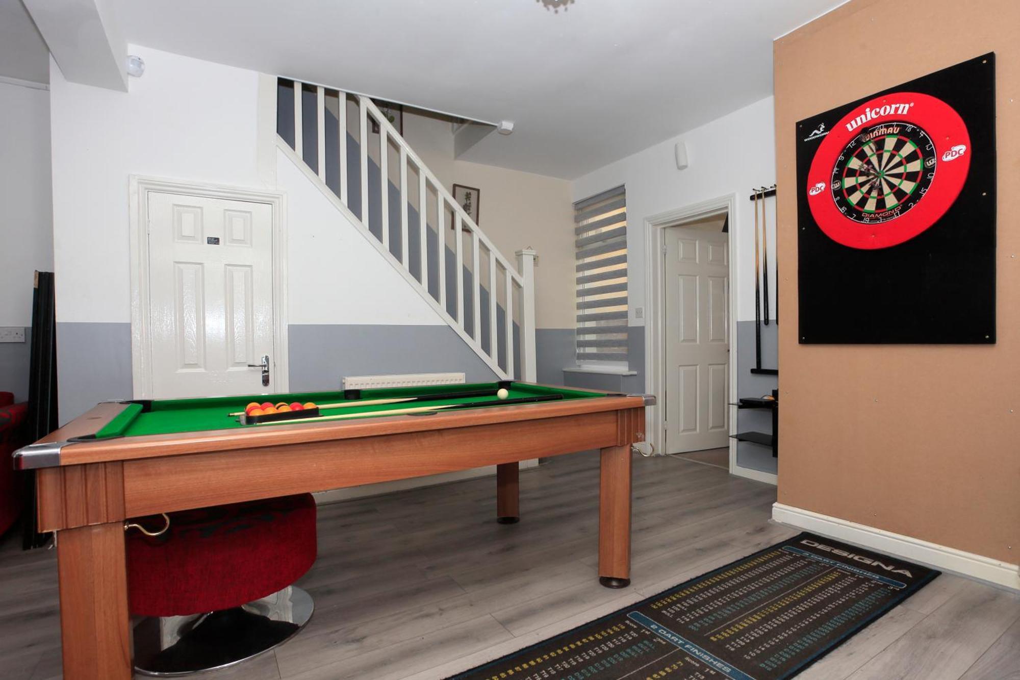 Luxury Hot Tub Entertainment Room Central Park Peterborough Exterior foto